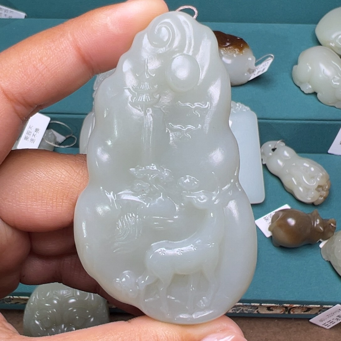 和田玉颈饰未镶嵌