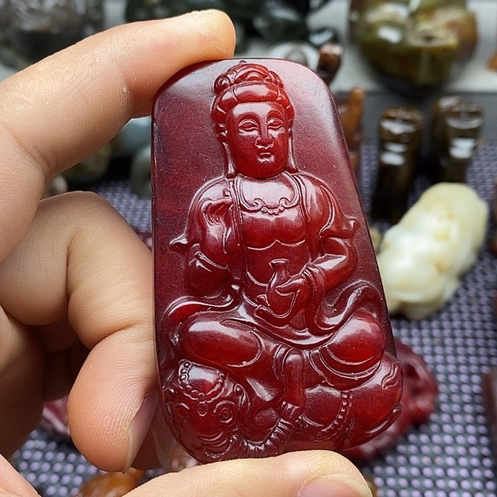 未镶嵌蛇纹石玉颈饰