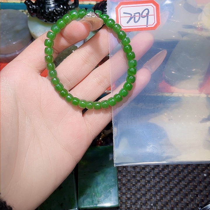 和田玉和田玉边角料随机发未镶嵌