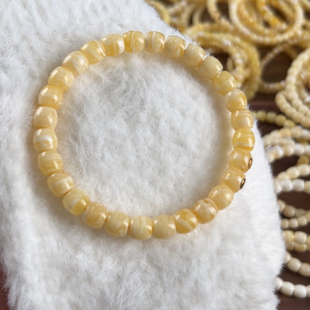 琥珀裸石未镶嵌蜜蜡