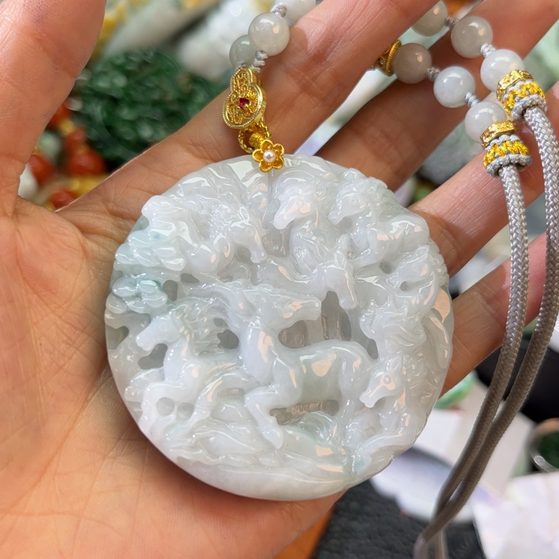 翡翠颈饰未镶嵌待编款