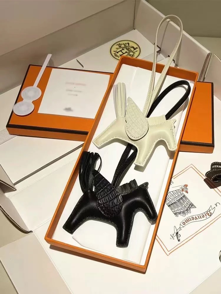 其它/真皮手工包包小马挂件