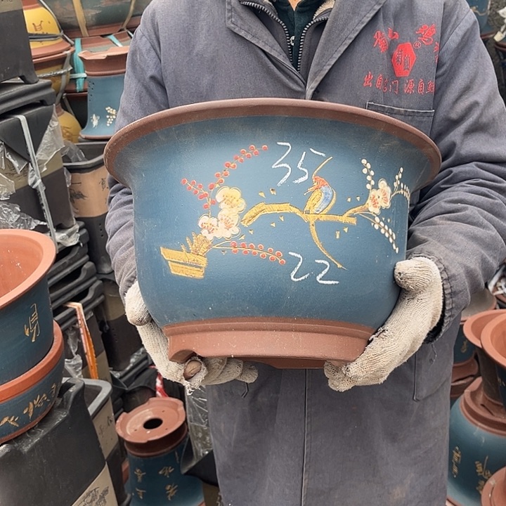 紫砂紫砂花盆和小