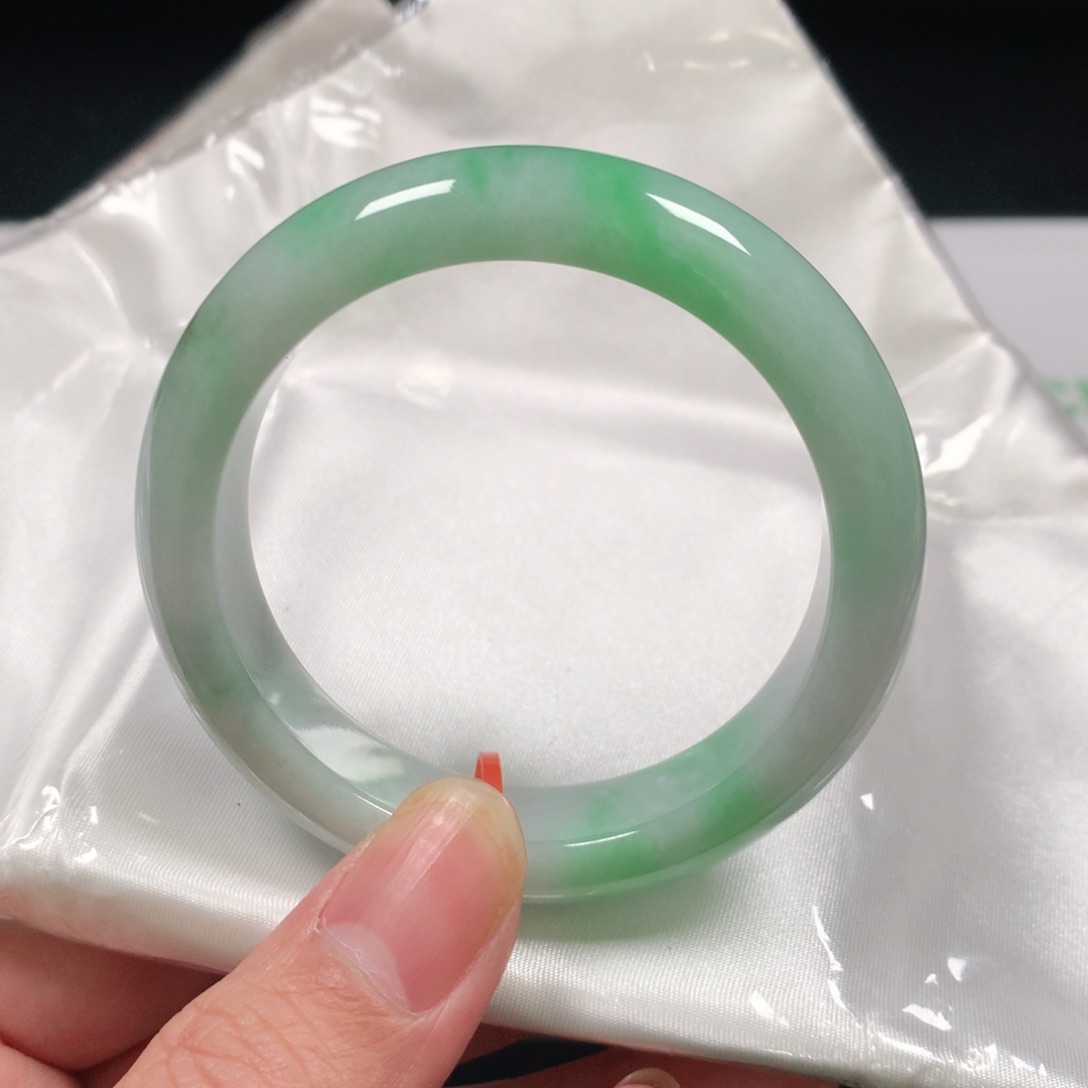 翡翠手镯未镶嵌编号41026