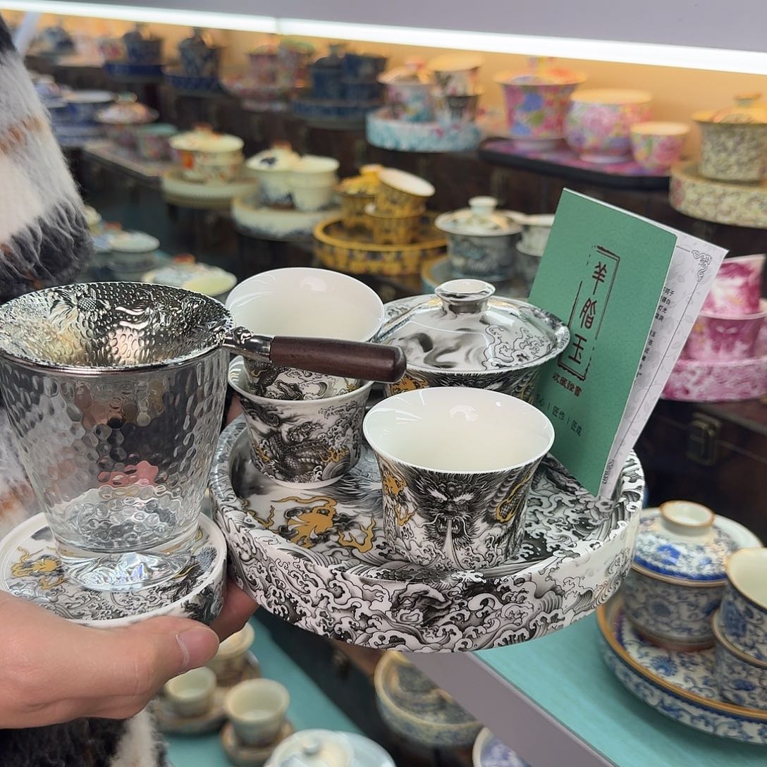 祝我们成为更好的人