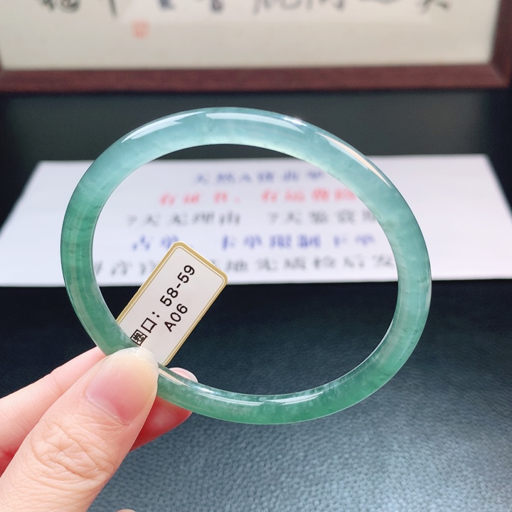 翡翠未镶嵌手镯翡翠手镯74