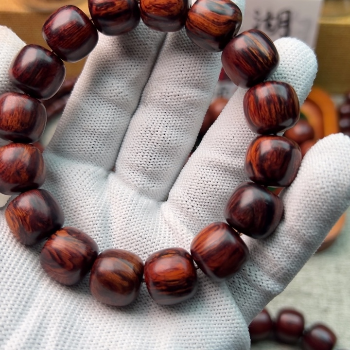 木用****2海南红降黑金13*14难闻满油精品