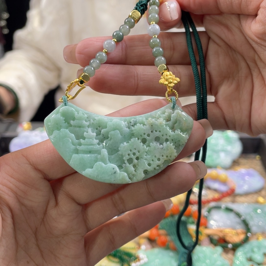 翡翠颈饰未镶嵌代编织