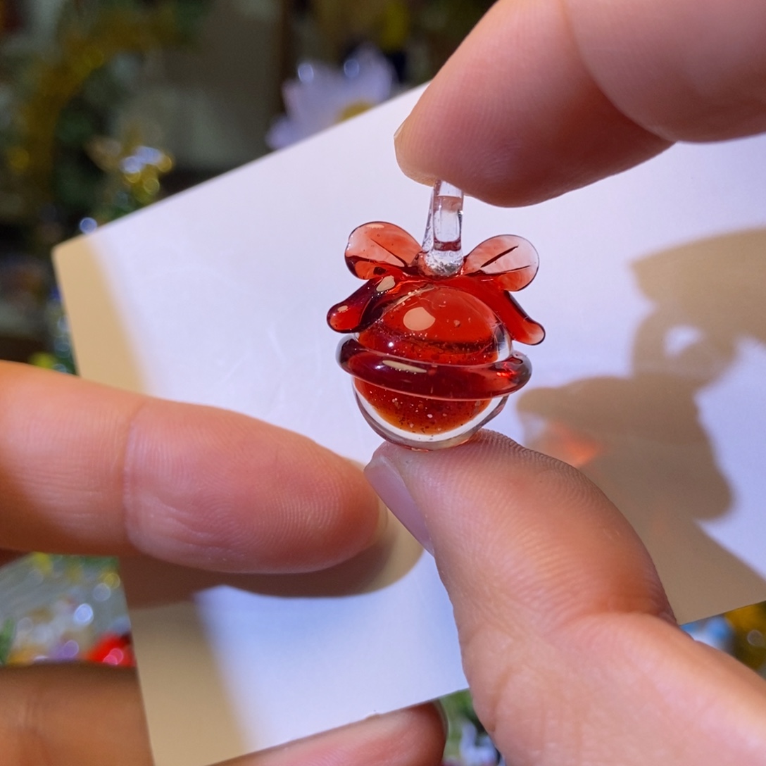 手工艺品琉璃红色