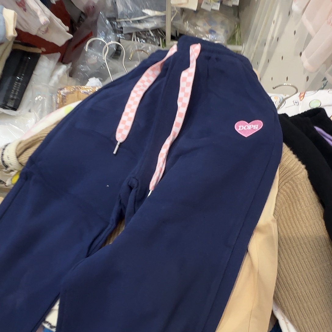 150尺码可以吗小女孩在