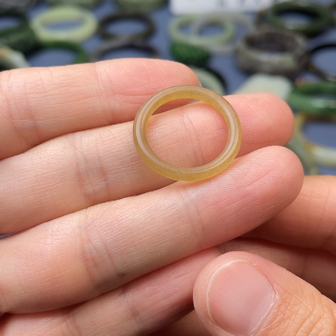 和田玉（糖玉）未镶嵌戒指18mm 冰麻糖