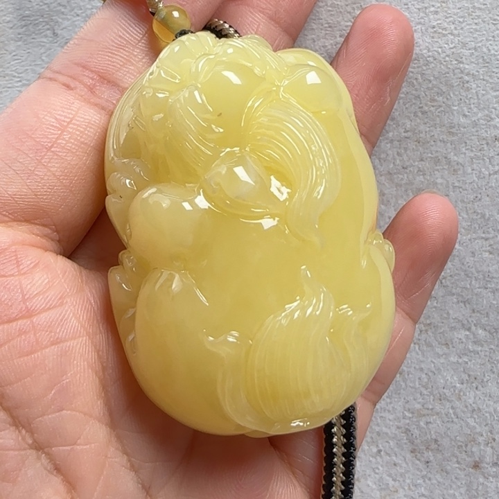 未镶嵌蜜蜡珠宝奇石