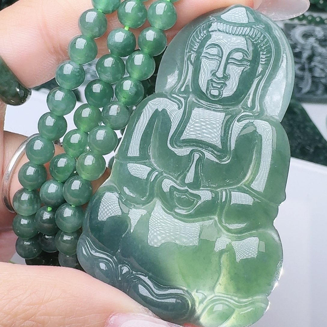 翡翠未镶嵌颈饰111