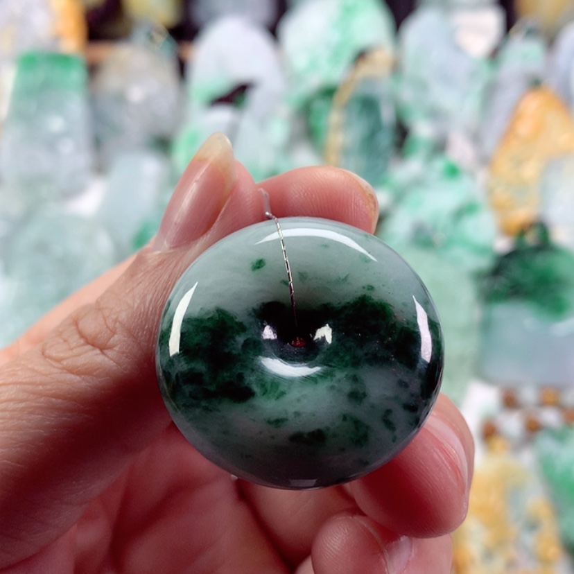 【闪购商品】翡翠吊坠(不含链)未镶嵌