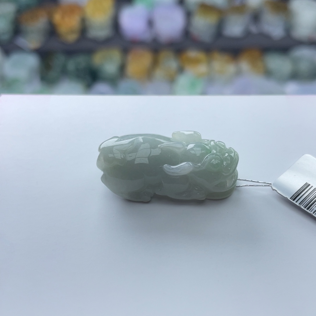 翡翠颈饰未镶嵌貔貅