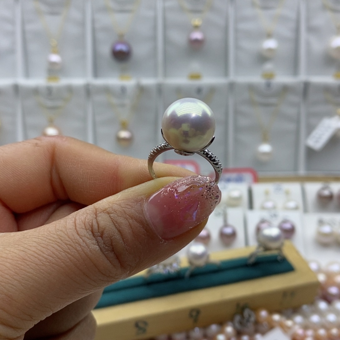 淡水珍珠吊坠(赠链)银S925镶嵌