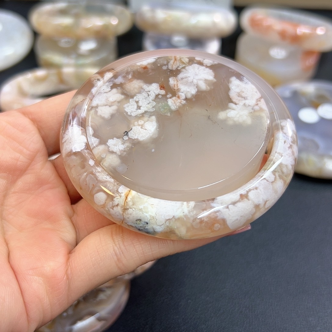 玛瑙/玉髓手镯未镶嵌珍***~