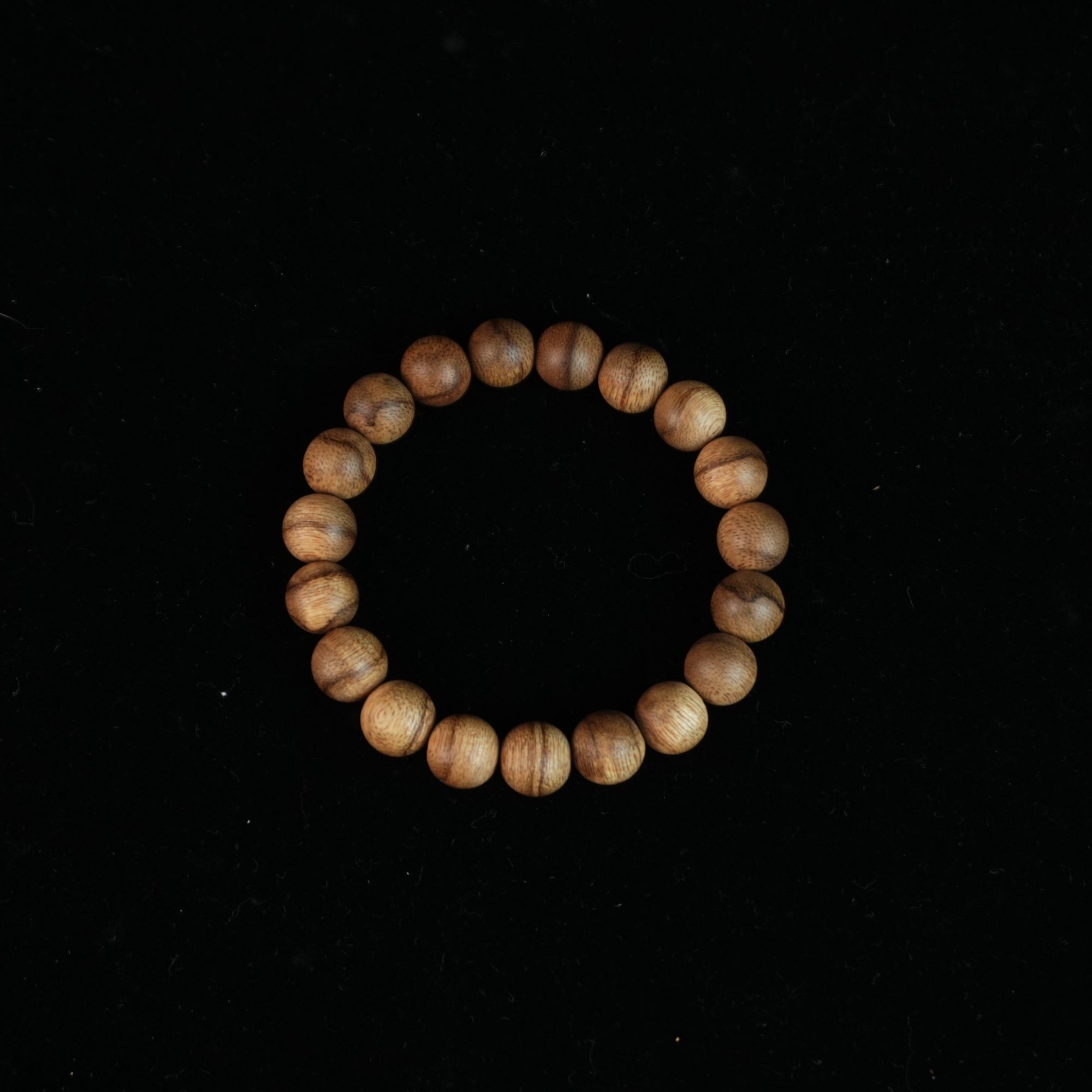 4749马泥涝沉香虎斑纹85分沉手串1.09cm 10.87g