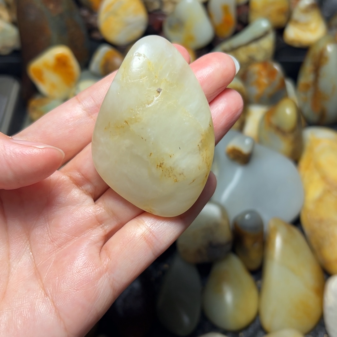 和田玉（青玉）未镶嵌B49