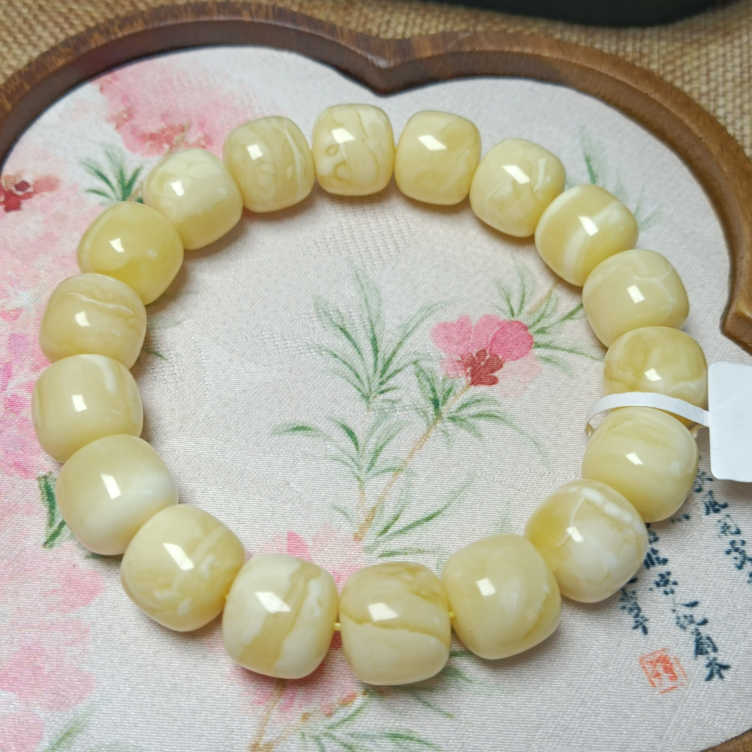 12.7浓糯白精品高货蜜蜡老型手串~俄料原矿~3704