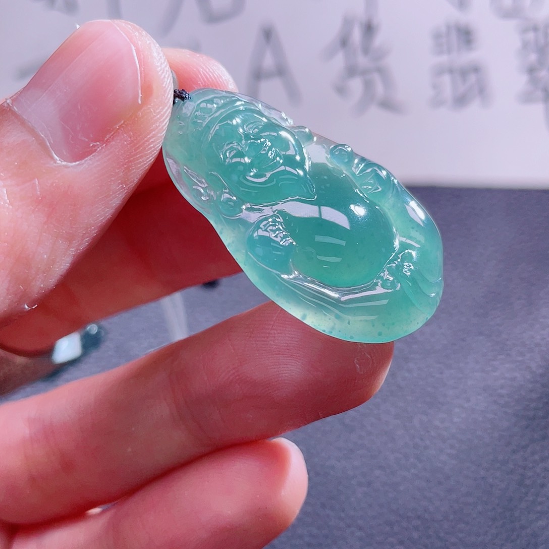 翡翠颈饰未镶嵌999999999