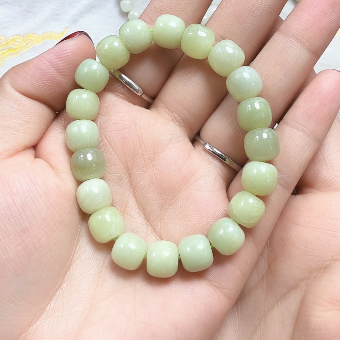 和田玉手串未镶嵌