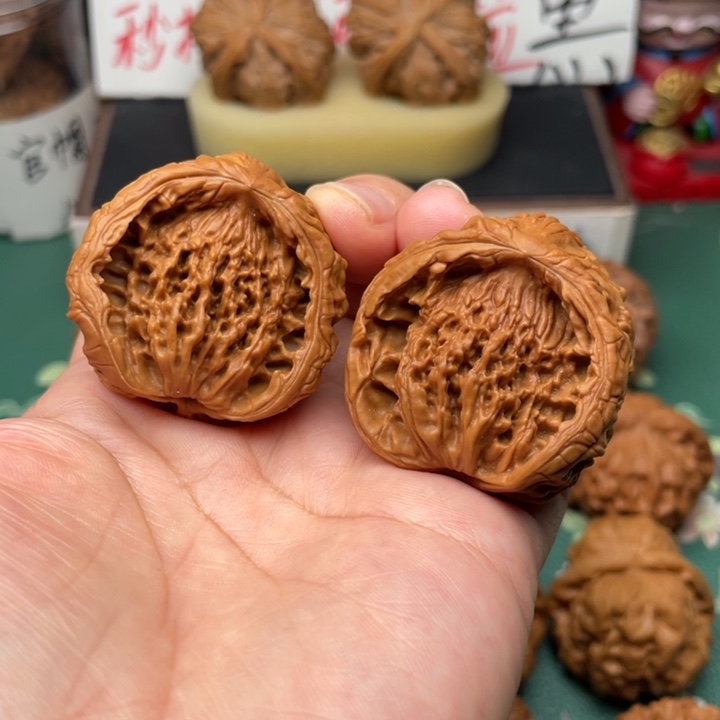 【闪购商品】文玩核桃把件37虎头盆