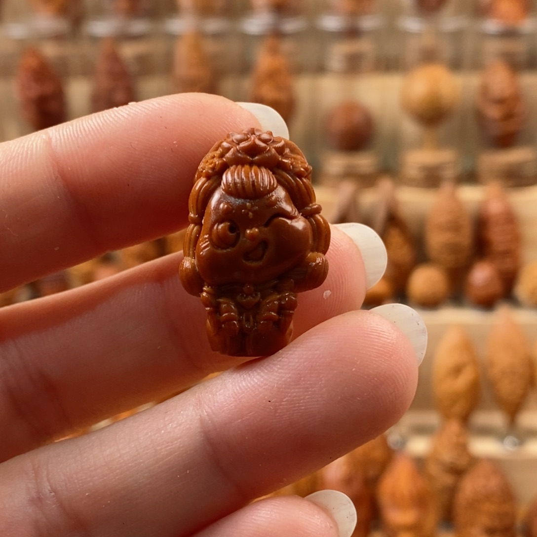 橄榄核手串/手链尘**心玉兔