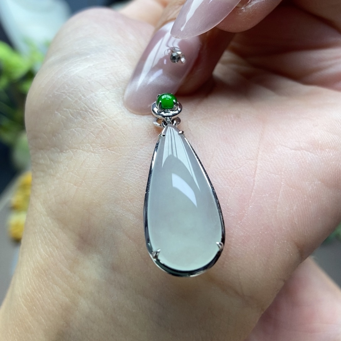 翡翠颈饰18K金镶嵌吊坠20