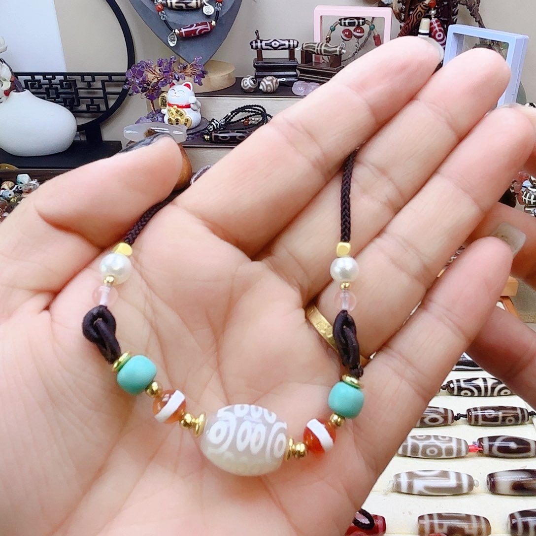 玛瑙/玉髓合金颈饰