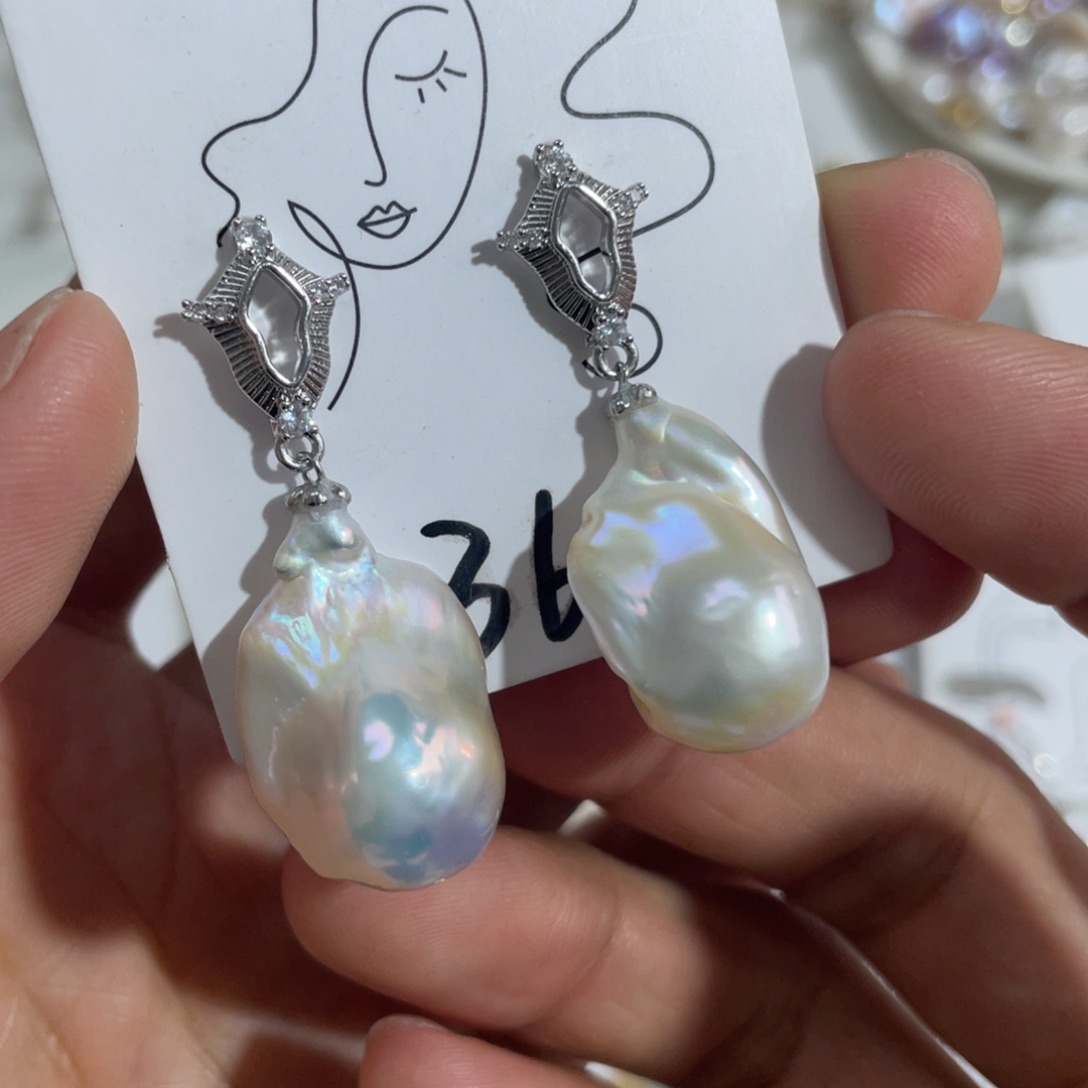 淡水珍珠耳饰合金