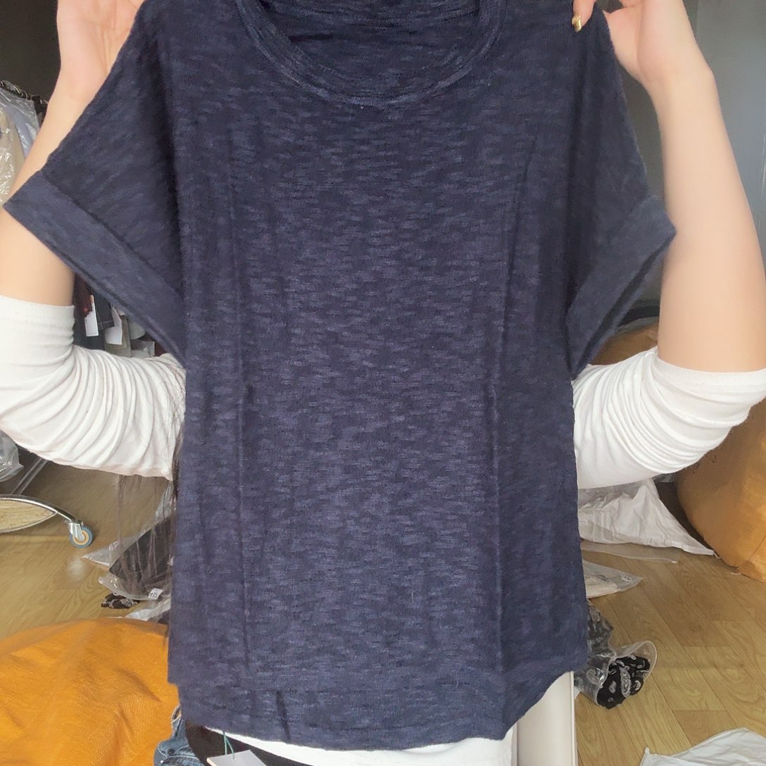 幸***临453小衫。           