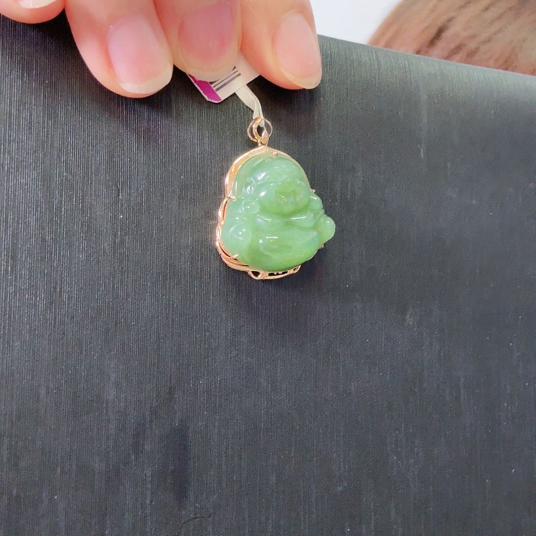 和田玉18K金镶嵌颈饰