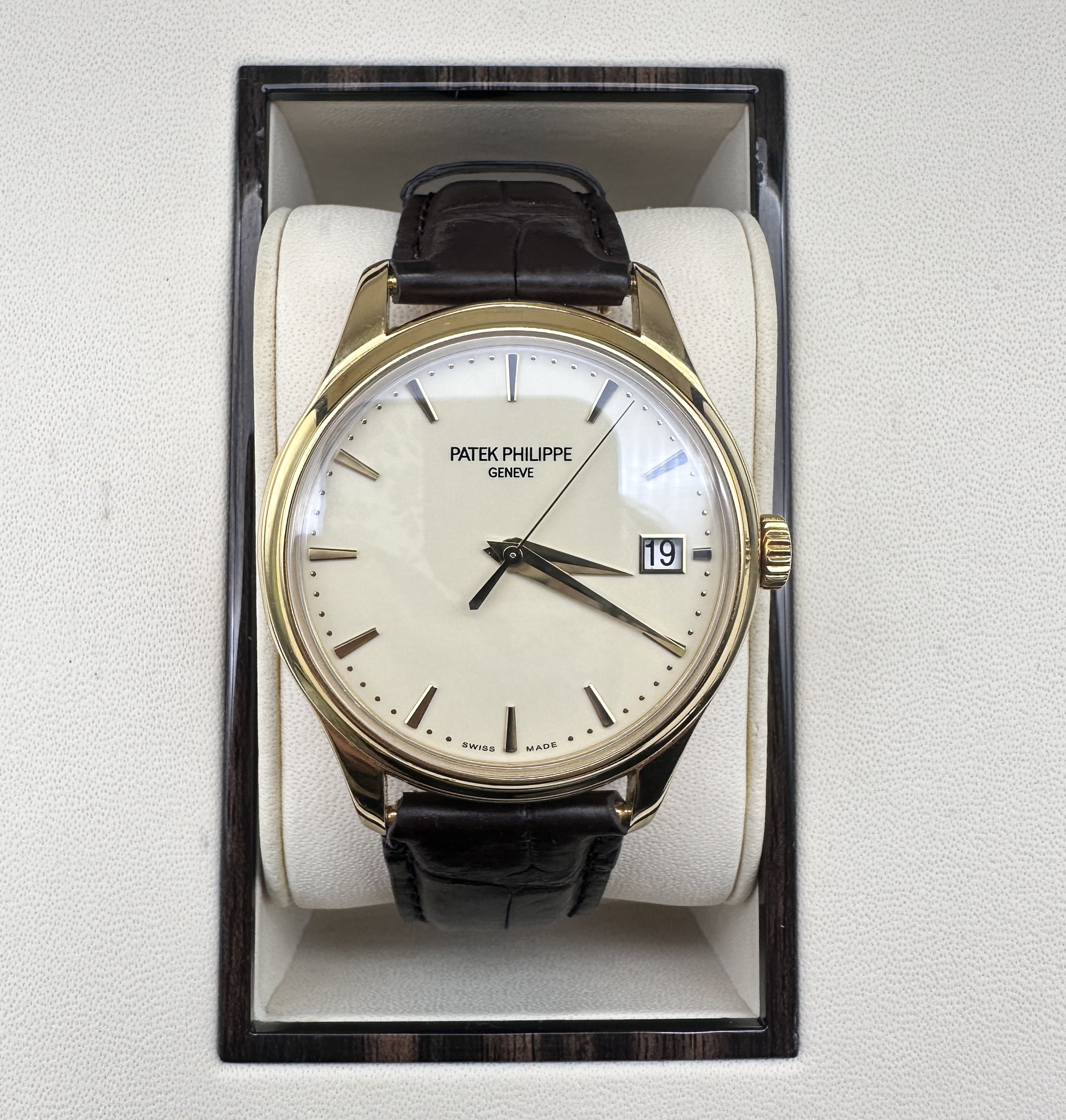 99新 Patek Philippe/百达翡丽 5227J-001自动机械黄金39mm男表