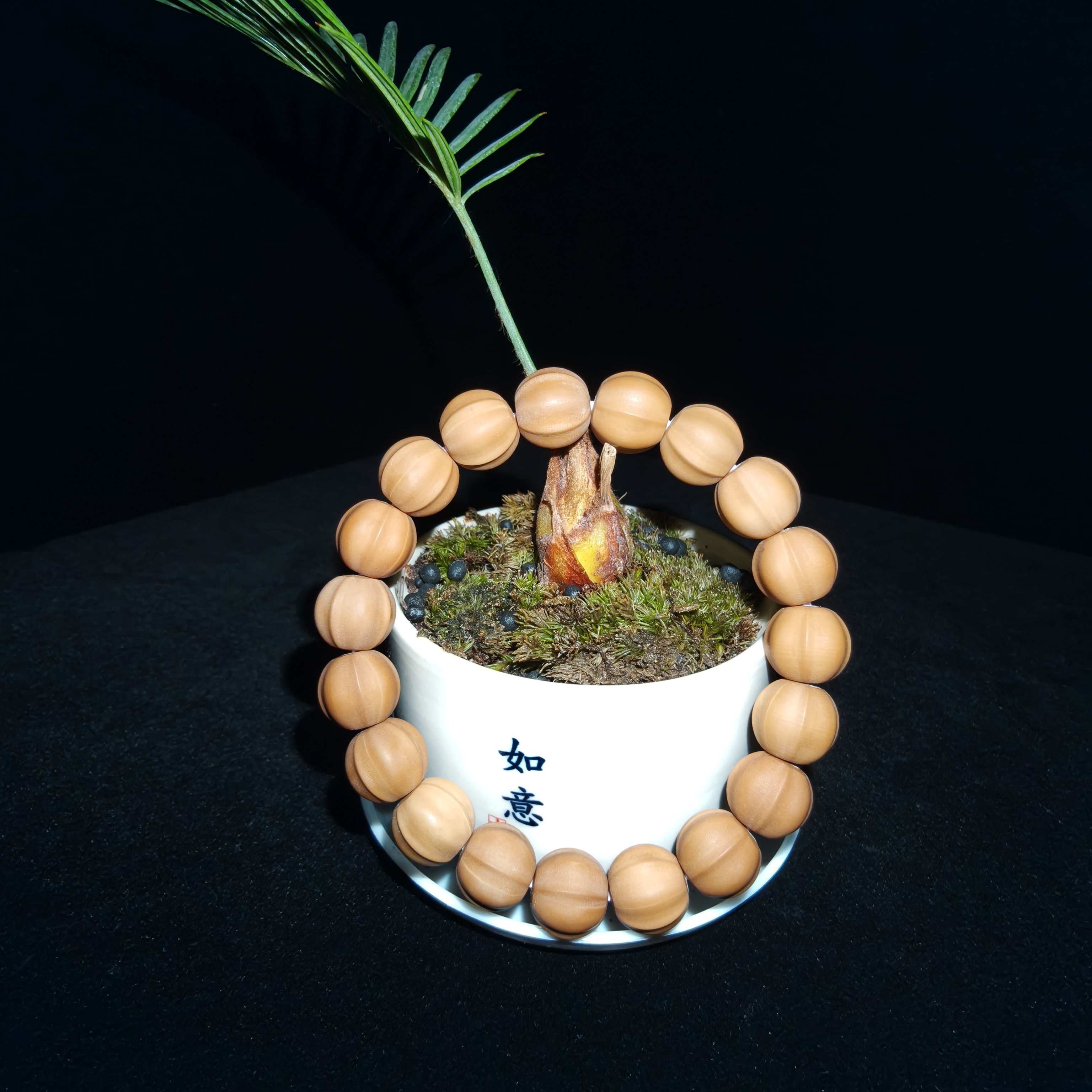 龙岩料猴头核桃微微微瑕鲨鱼背13尺四棱亚光鲨鱼背单圈手串