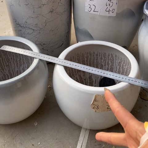 白色圆球大号2个