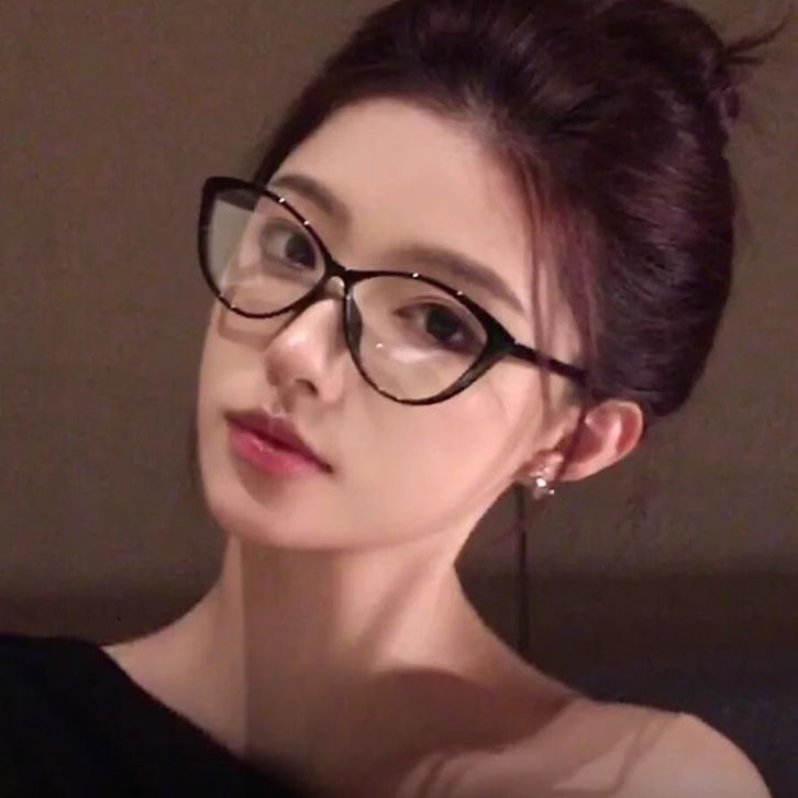 网红猫眼小红书同款近视眼镜女可配度数防蓝光平光镜蝶形镜框架潮