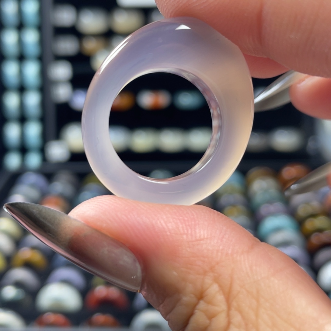 玛瑙/玉髓未镶嵌戒指港14.5（非质量问题.不退不换）