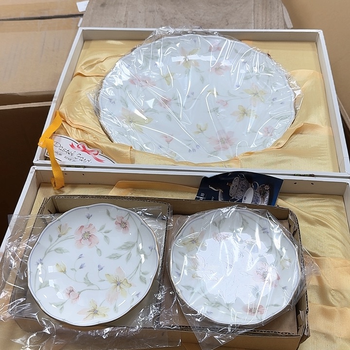 瓷片噗哈哈哈哈哈哈哈哈哈哈