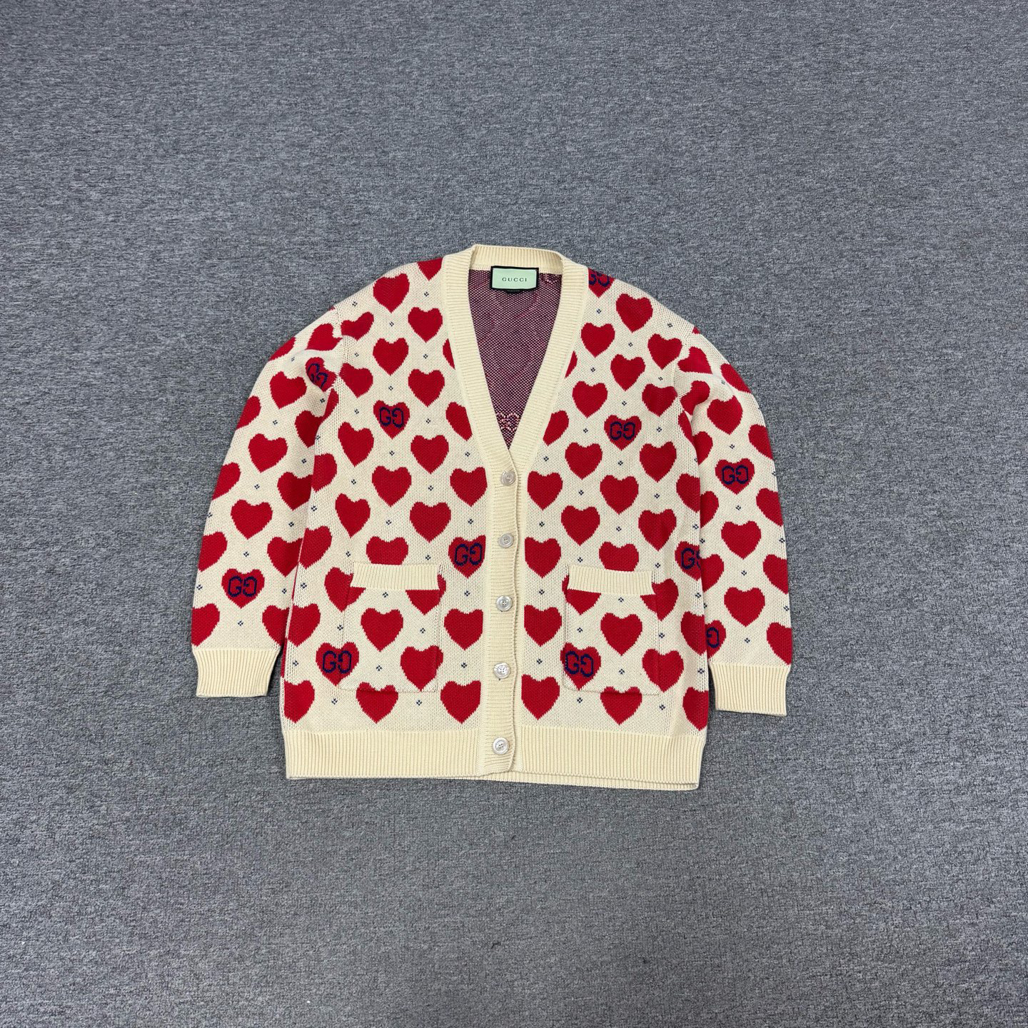 99新 AMIPARIS 古驰 白色 爱心 针织 开衫 s码 99新