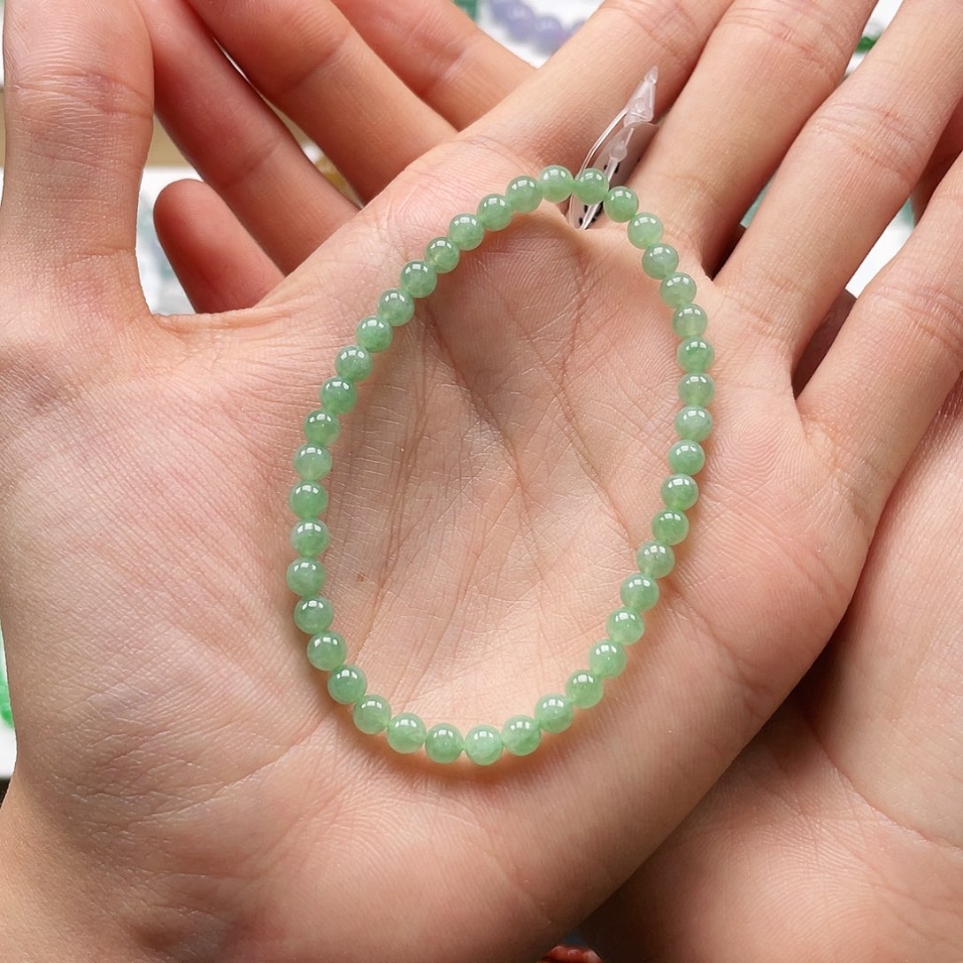 未镶嵌手链翡翠未镶嵌手链翡翠卡4.4