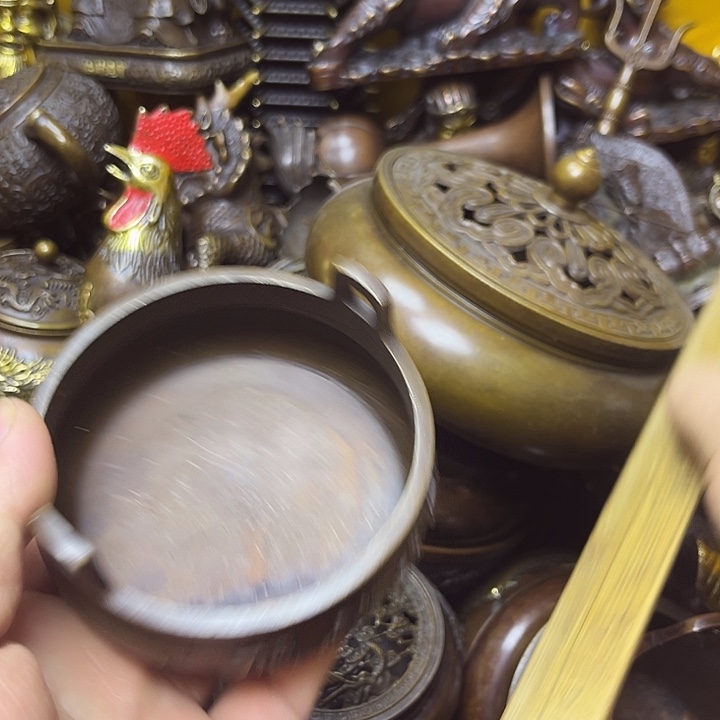 诚信经营精美铜器