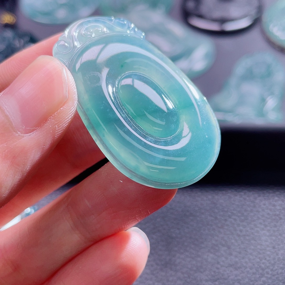 翡翠颈饰未镶嵌9999999999