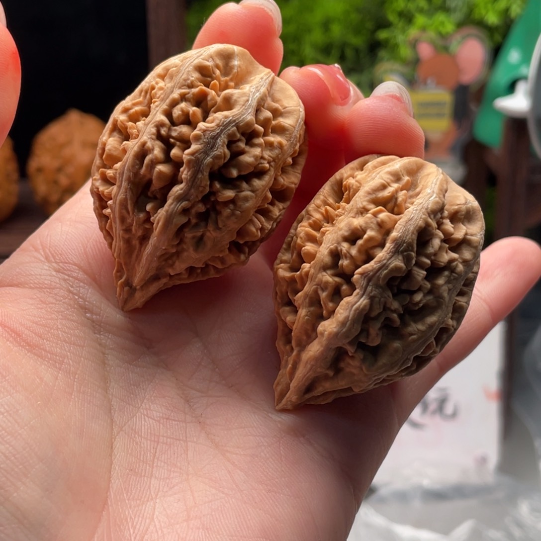 文玩核桃把件小楸千85