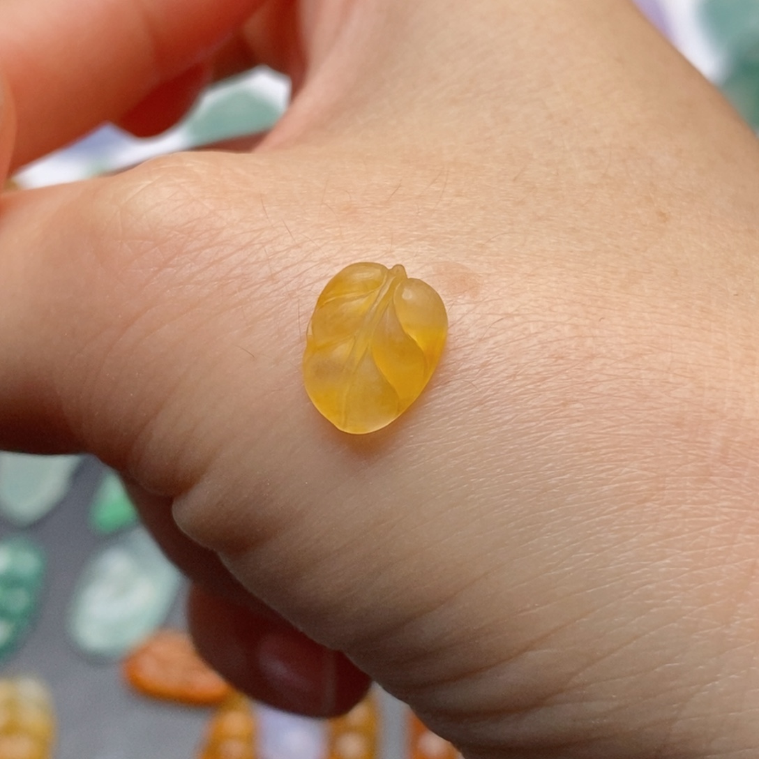 定制翡翠未镶嵌树叶