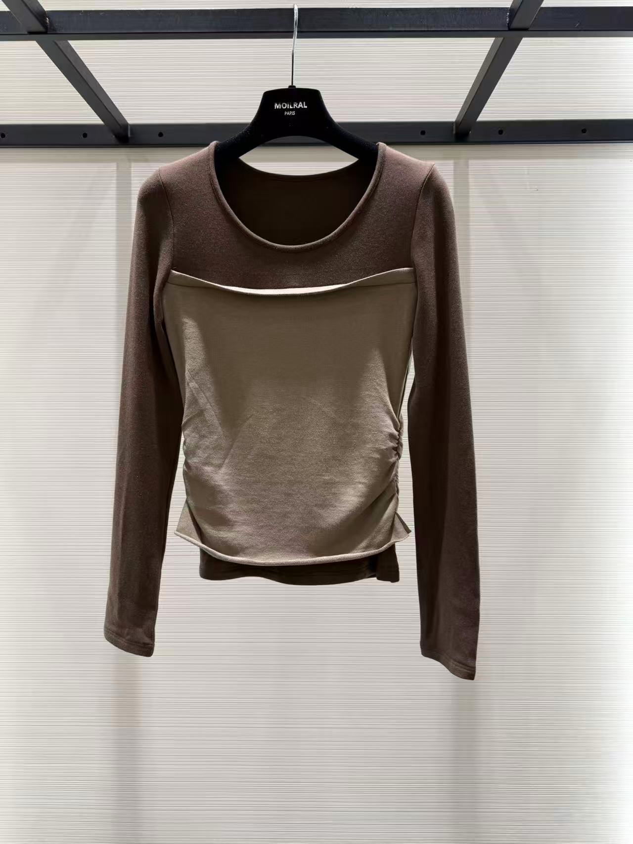 设计师新款圆领撞色收腰休闲百搭长袖T恤 XM2525834