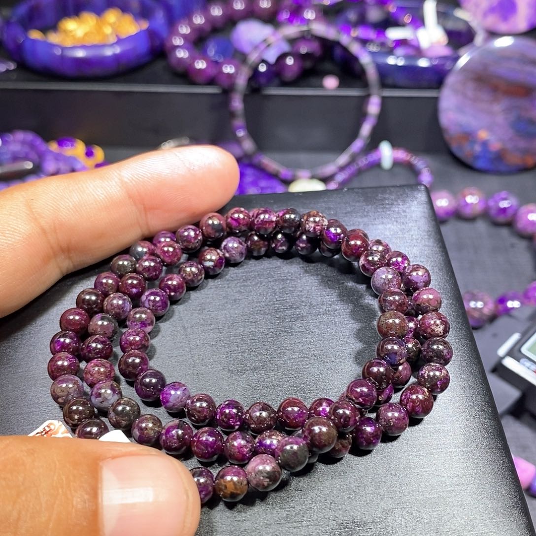 苏纪石（舒俱来）未镶嵌南非舒俱来老油紫圆珠多圈