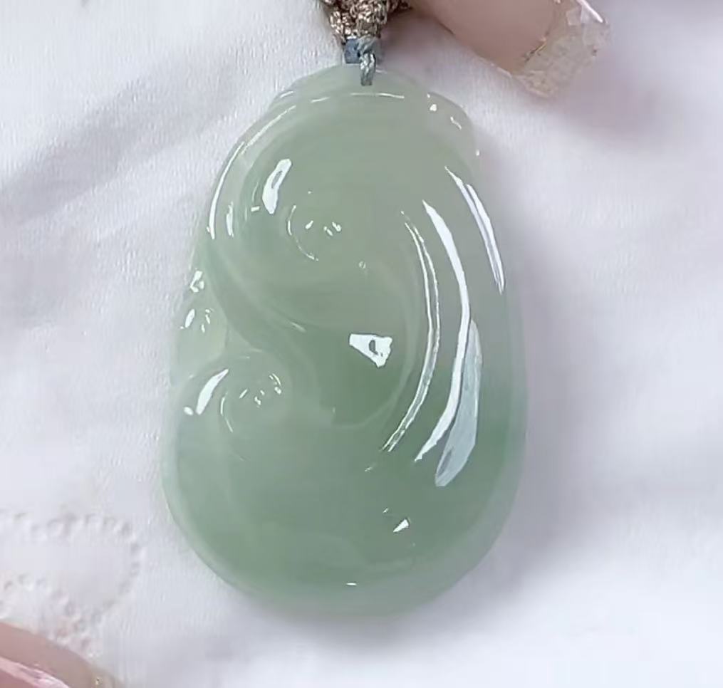 官方正品翡翠A货如意（多样性发货发一个）宽26+高41+厚5-6送绳