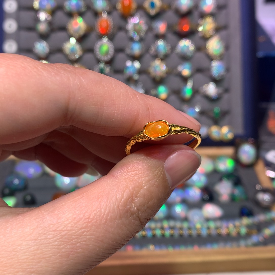 银S925镶嵌欧泊戒指特价不退换