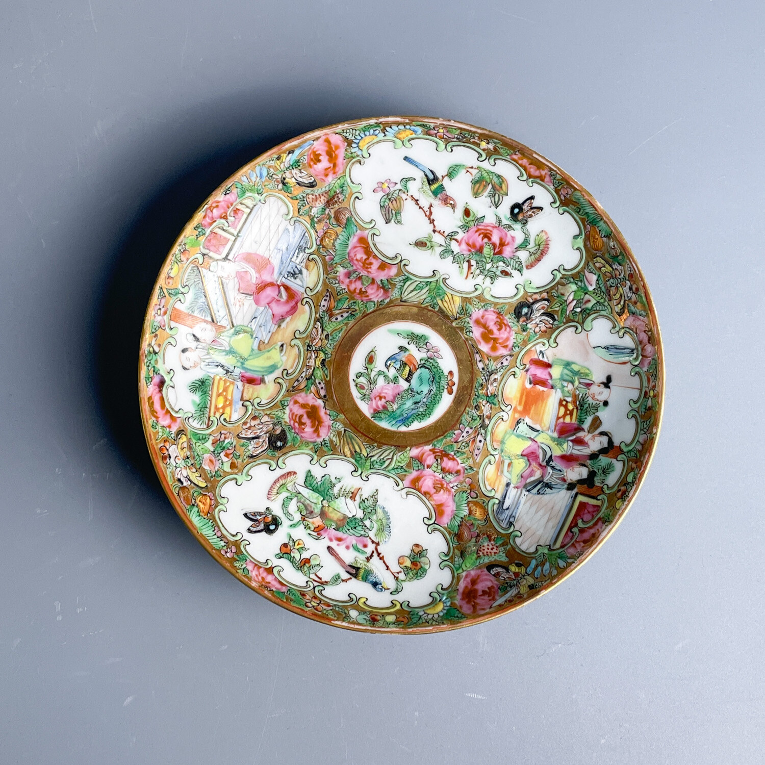 清晚期广彩人物纹盘4-M25LR001E28-04